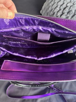 Bolso de mano y hombro Younique púrpura