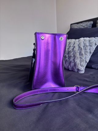 Bolso de mano y hombro Younique púrpura