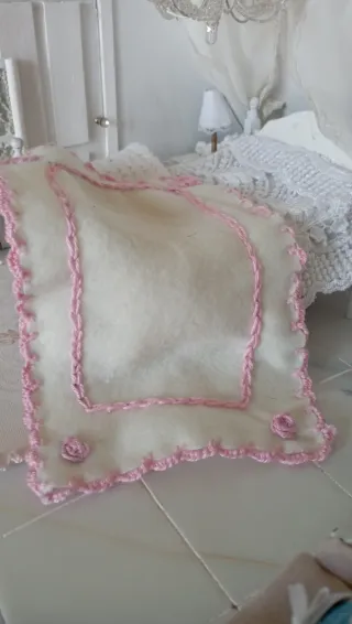 Coperta Letto Miniatura 1:12 Rosa Handmade