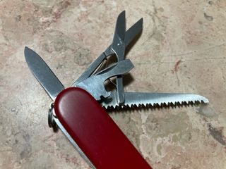 2 Victorinox: Huntsman old e Climber