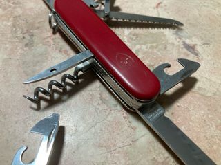 2 Victorinox: Huntsman old e Climber