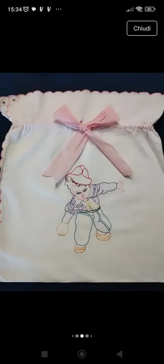 Sacca porta indumenti neonato ricamata