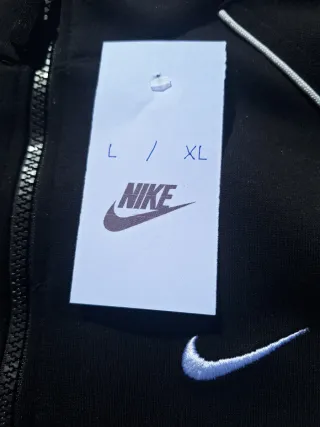 Conjunto chándal Nike negro