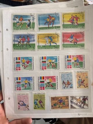 Francobolli vintage Mondiali di Calcio, con emissi