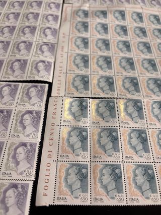 Francobolli vintage Mondiali di Calcio, con emissi