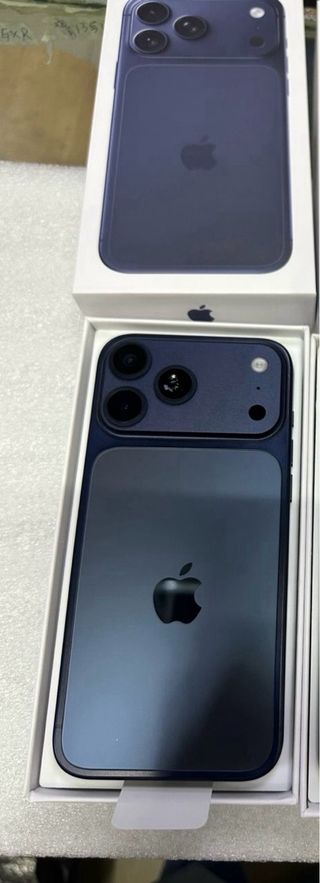 iPhone 17 Pro Max Azul Marino