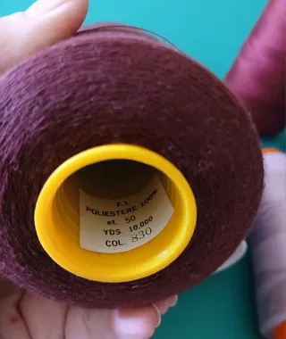 Rocchetti Filato per Cucito