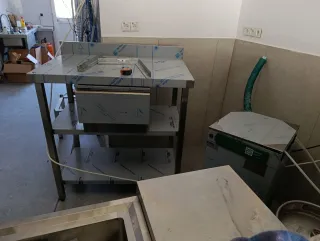 Mueble cafetero 3 estantes sin usar