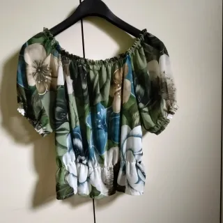 Blusa floreale estiva taglia M