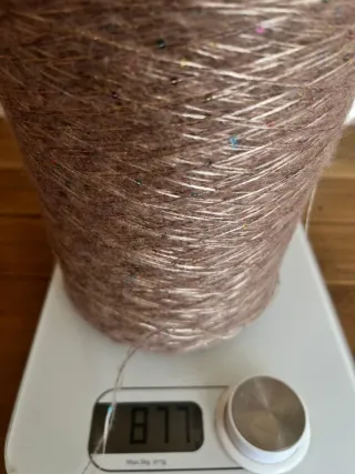 Filato mohair con paillettes