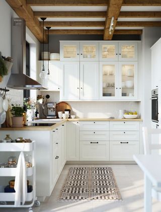 ENCIMERAS. COCINAS. MUEBLES INSTALACIÓN DE COCINAS