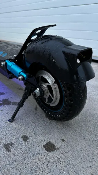 Patín Eléctrico Rockway Suspensión LED