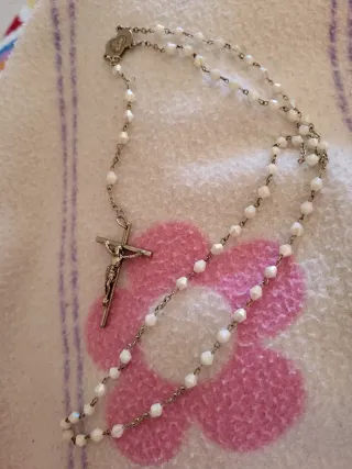 Rosario perlas y cruz