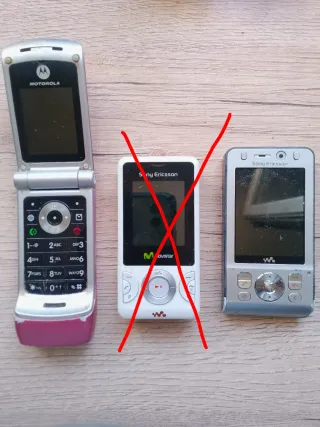 Lote 2 Móviles Motorola y Sony Ericsson