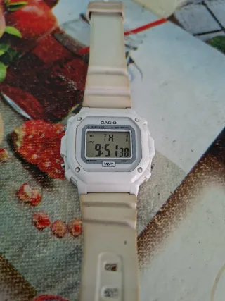 Orologio Casio Digitale Bianco e Beige