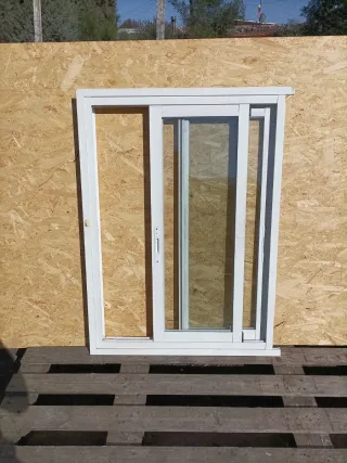 Ventana corredera aluminio blanca