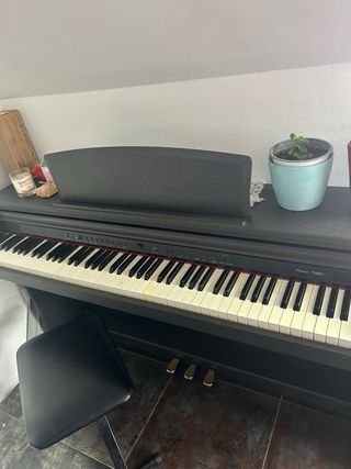 Piano Digital TG852