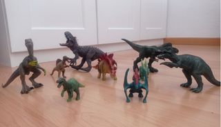 Lote Dinosaurios de Juguete