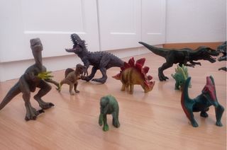 Lote Dinosaurios de Juguete