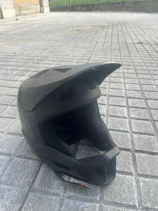 Casco Integral Negro Leatt