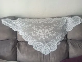 Mantilla fallera