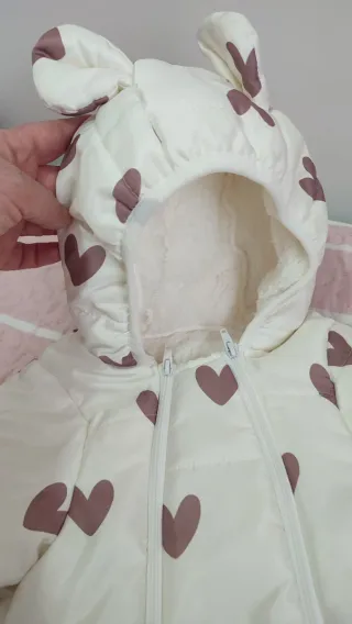 Saco calentito para bebé con corazones