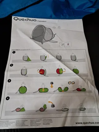 Tienda playa Decathlon azul montaje en 2 segundos