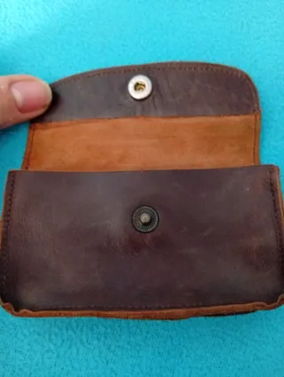 Monedero antiguo de cuero para cinturón