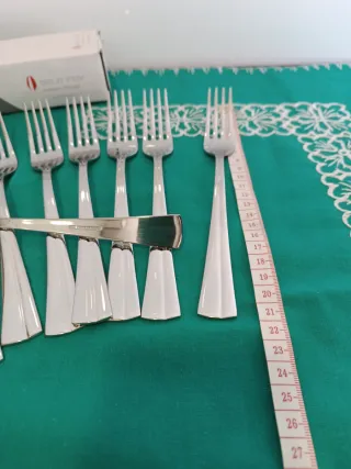 12 Tenedores de Mesa