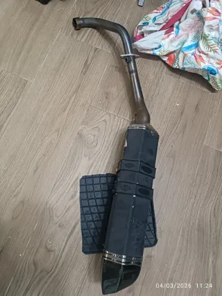 Kawasaki J300 ABS + escape h7