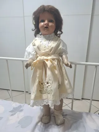 Bambola antica del 900