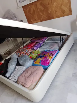 Canapé abatible polipiel 135x150