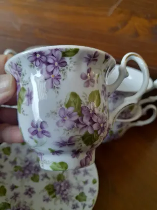 Set da tè 6+6 tazze e piatti, fantasia viole