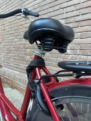 Bicicleta Holandesa de Paseo Roja