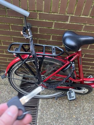 Bicicleta Holandesa de Paseo Roja