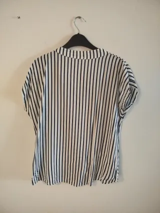 Camisa de rayas blanca y azul Talla S