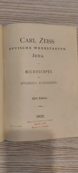 Libro originale del 1902 Carl Zeiss Microscopi