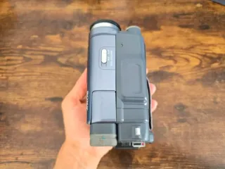 Videocámara Sony Hi8 TRV228E