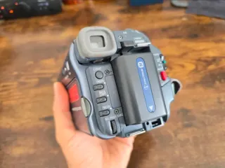 Videocámara Sony Hi8 TRV228E