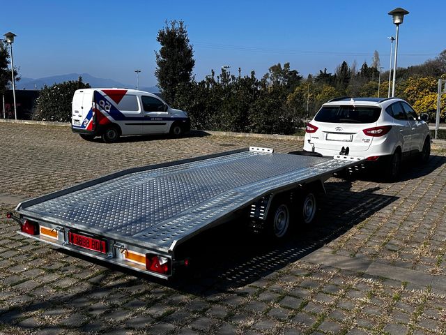 REMOLQUE PORTA COCHES BORO TRAILERS – 2.700 KG