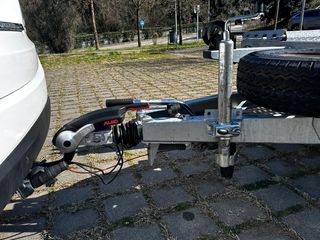REMOLQUE PORTA COCHES BORO TRAILERS – 2.700 KG