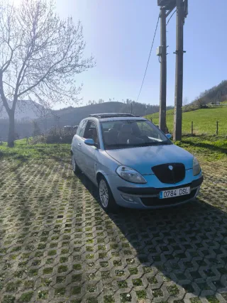 Lancia Ypsilon 2006