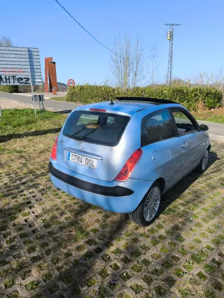 Lancia Ypsilon 2006