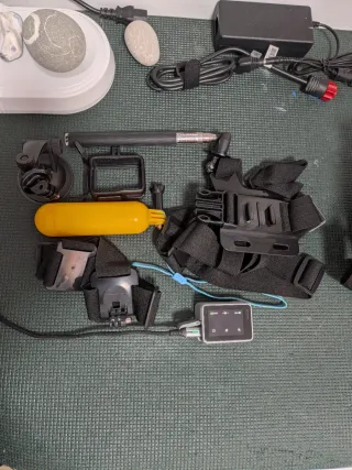GoPro Hero 7 White + Accessori