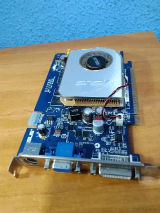 Tarjeta Gráfica ASUS PCI Express 512MB