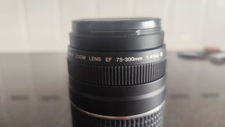 Objetivo Canon EF 75-300mm f/4-5.6 III