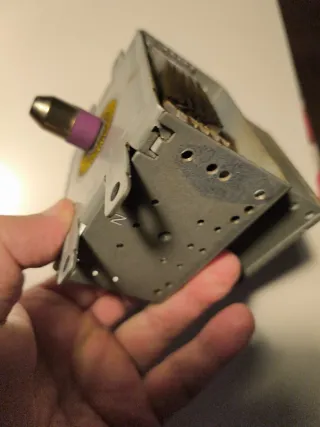 Magnetotermico Samsung OM75S(31) Microondas