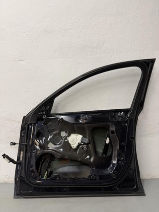 Puerta delantera derecha Audi A6 2014-2018 4G0831052
