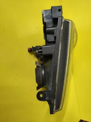 FARO DELANTERO DERECHO NISSAN TERRANO II