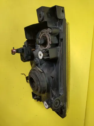 FARO DELANTERO DERECHO NISSAN TERRANO II